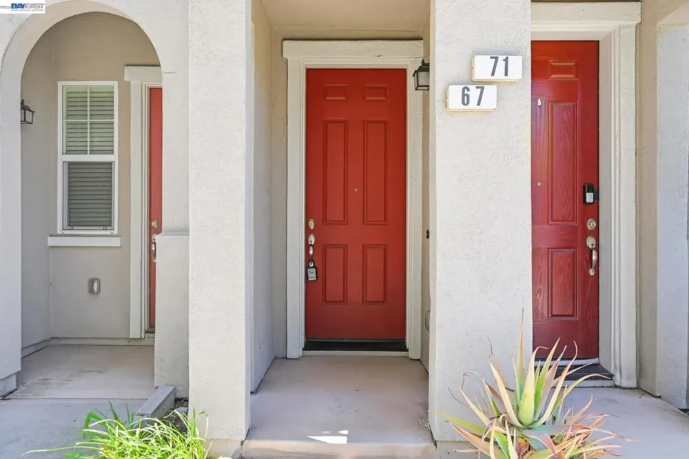 67 Bettencourt Way Milpitas, CA 95035