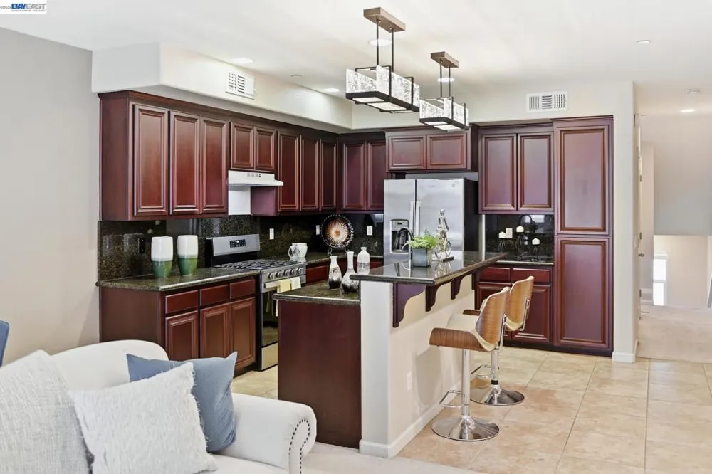 67 Bettencourt Way Milpitas, CA 95035
