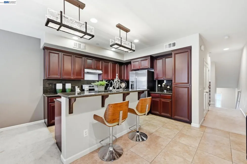 67 Bettencourt Way Milpitas, CA 95035