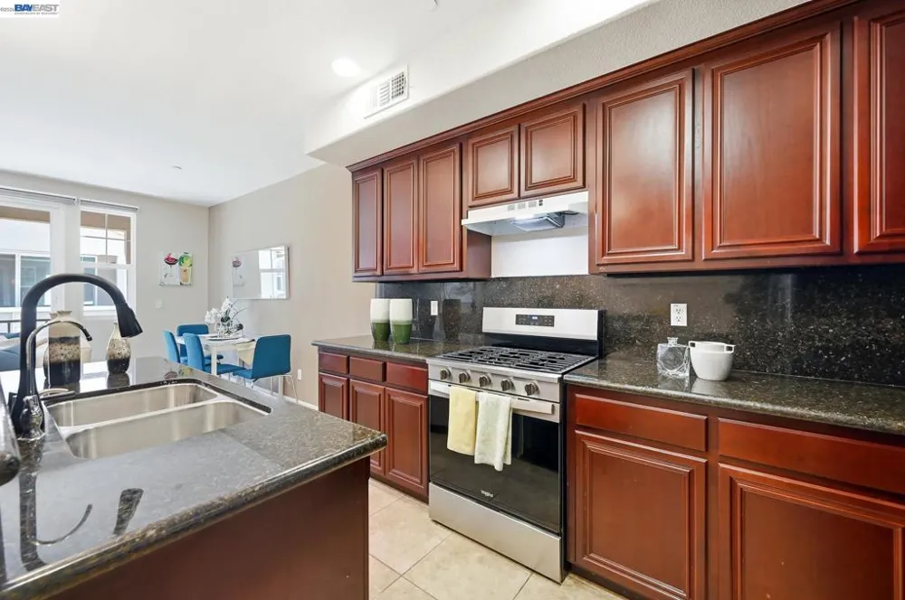67 Bettencourt Way Milpitas, CA 95035