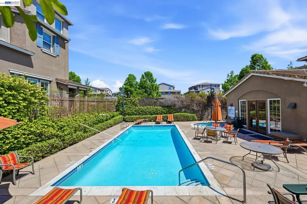 67 Bettencourt Way Milpitas, CA 95035