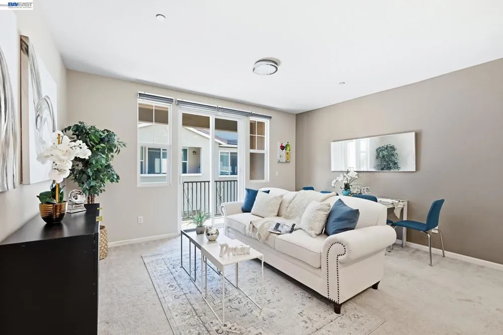67 Bettencourt Way Milpitas, CA 95035