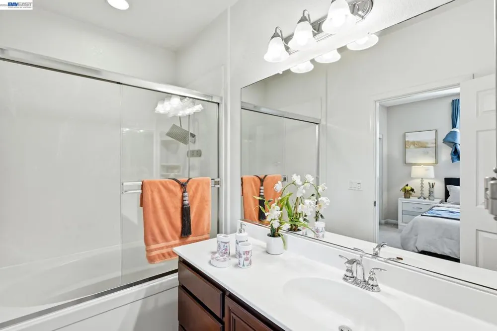 67 Bettencourt Way Milpitas, CA 95035