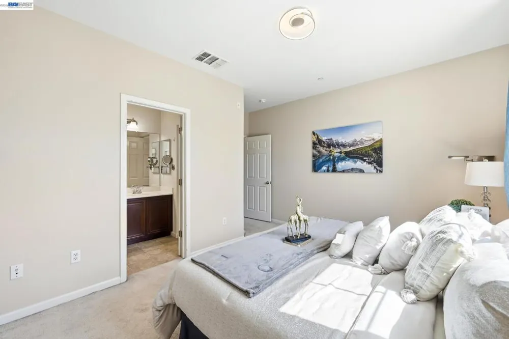 67 Bettencourt Way Milpitas, CA 95035