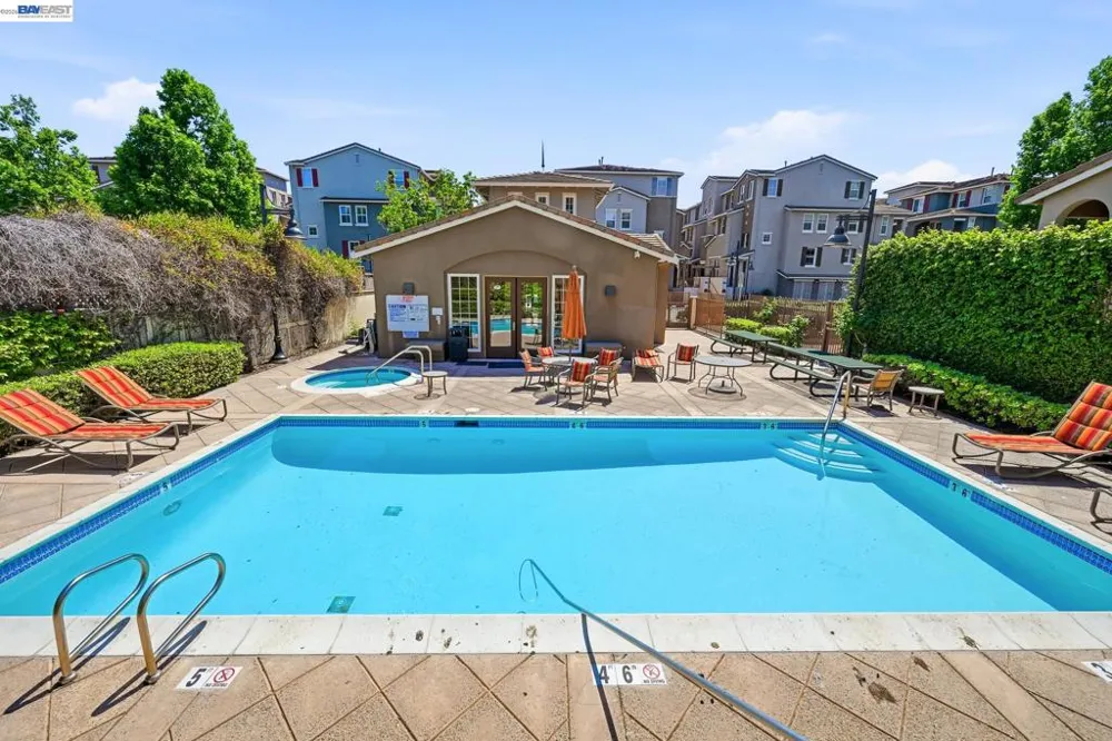 67 Bettencourt Way Milpitas, CA 95035