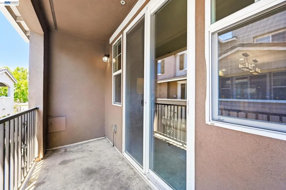 67 Bettencourt Way Milpitas, CA 95035