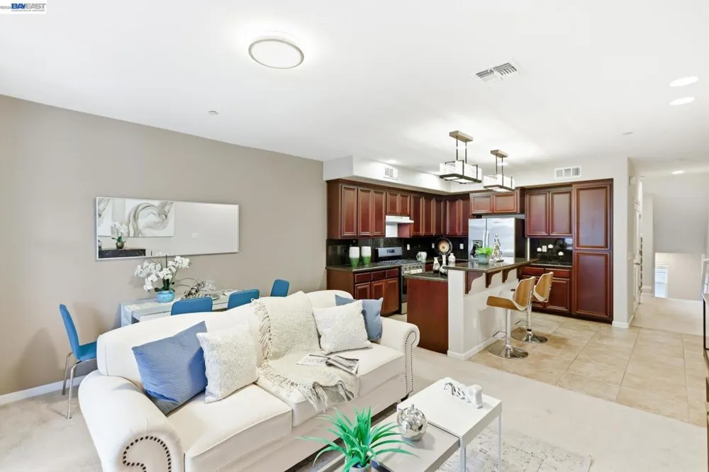 67 Bettencourt Way Milpitas, CA 95035