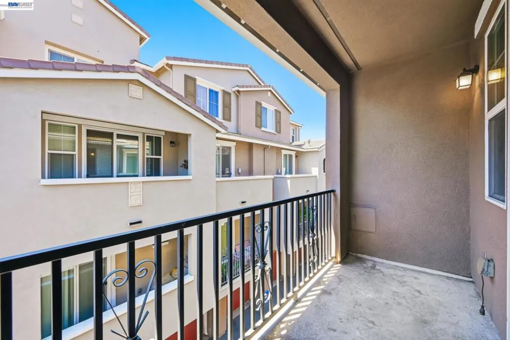 67 Bettencourt Way Milpitas, CA 95035