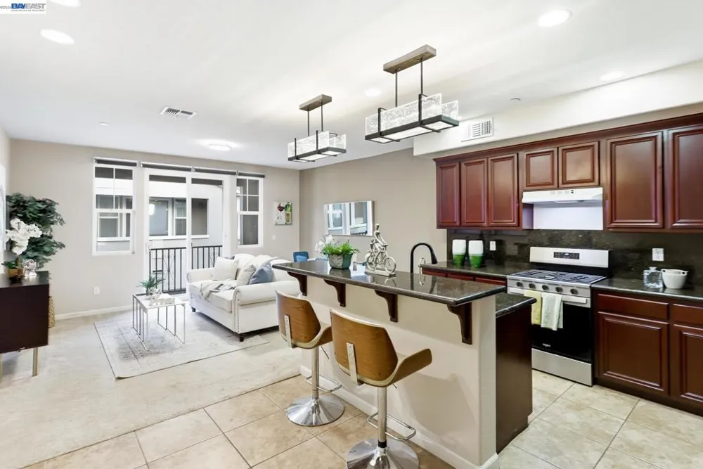 67 Bettencourt Way Milpitas, CA 95035
