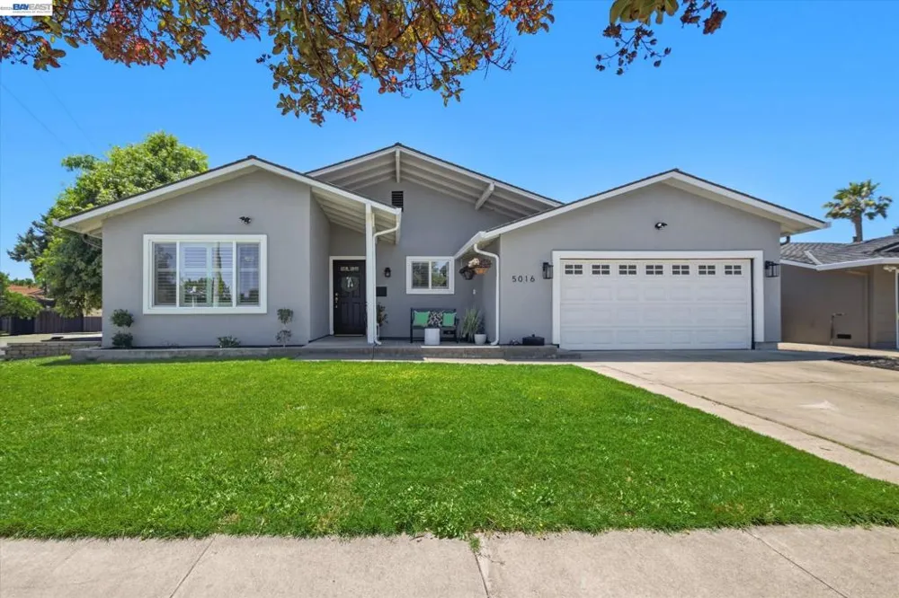 5016 Black Avenue Pleasanton, CA 94566