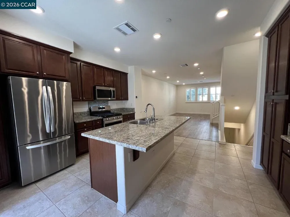 2762 Ferrara Cir San Jose, CA 95111