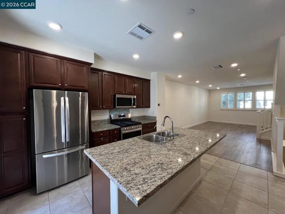 2762 Ferrara Cir San Jose, CA 95111