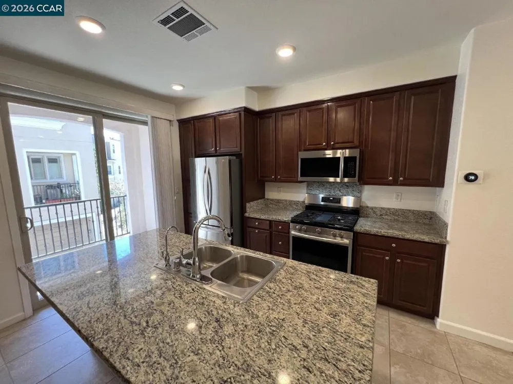 2762 Ferrara Cir San Jose, CA 95111