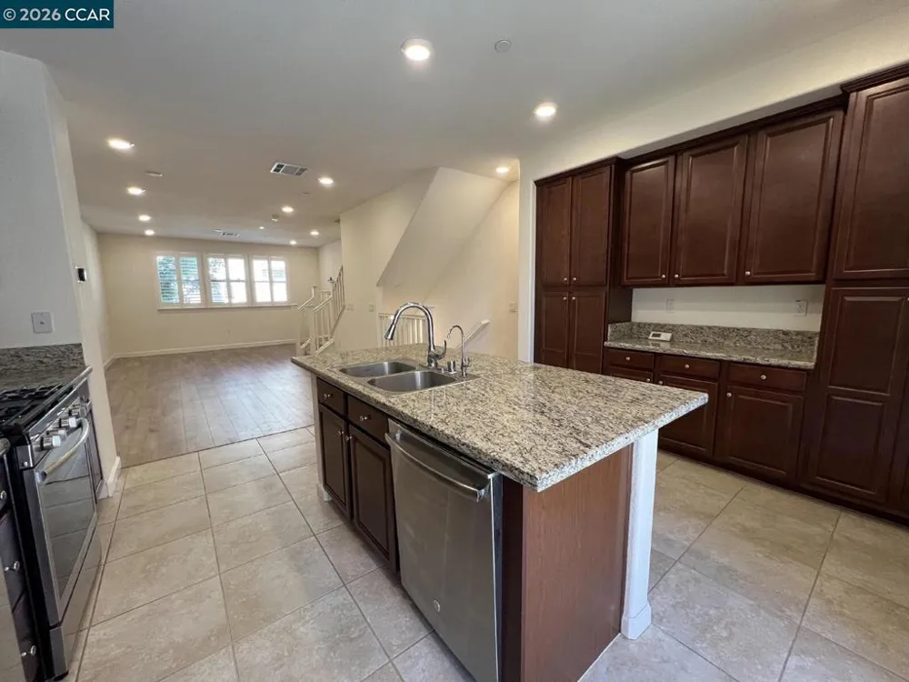 2762 Ferrara Cir San Jose, CA 95111