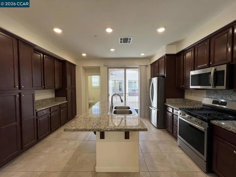 2762 Ferrara Cir San Jose, CA 95111