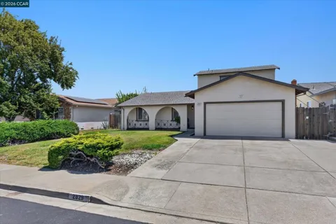 2829 Carmona Way