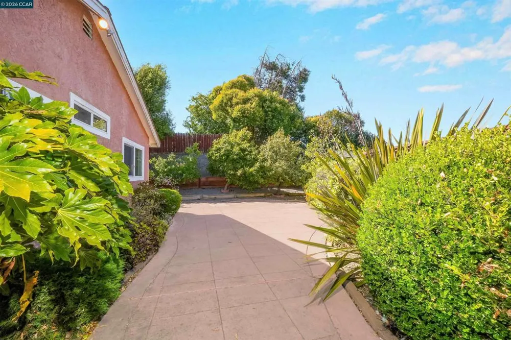 2908 Sargent Ave San Pablo, CA 94806