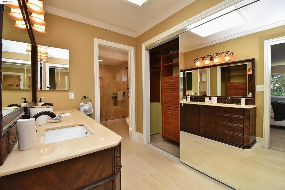 1626 Harlan Dr Danville, CA 94526