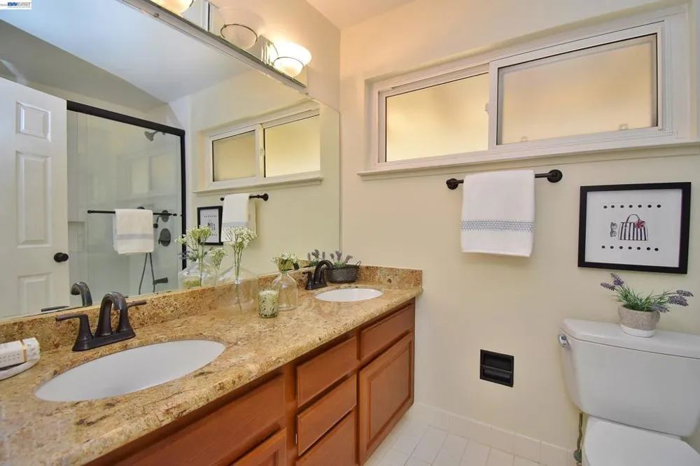 1626 Harlan Dr Danville, CA 94526