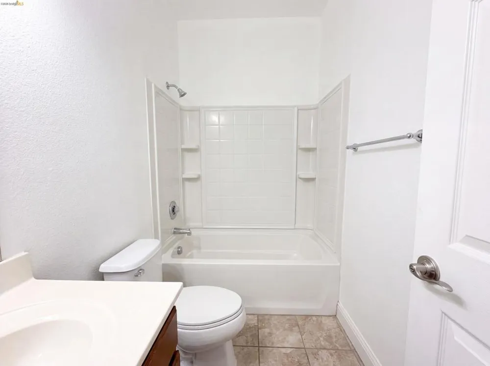 3127 Madsen St Hayward, CA 94541
