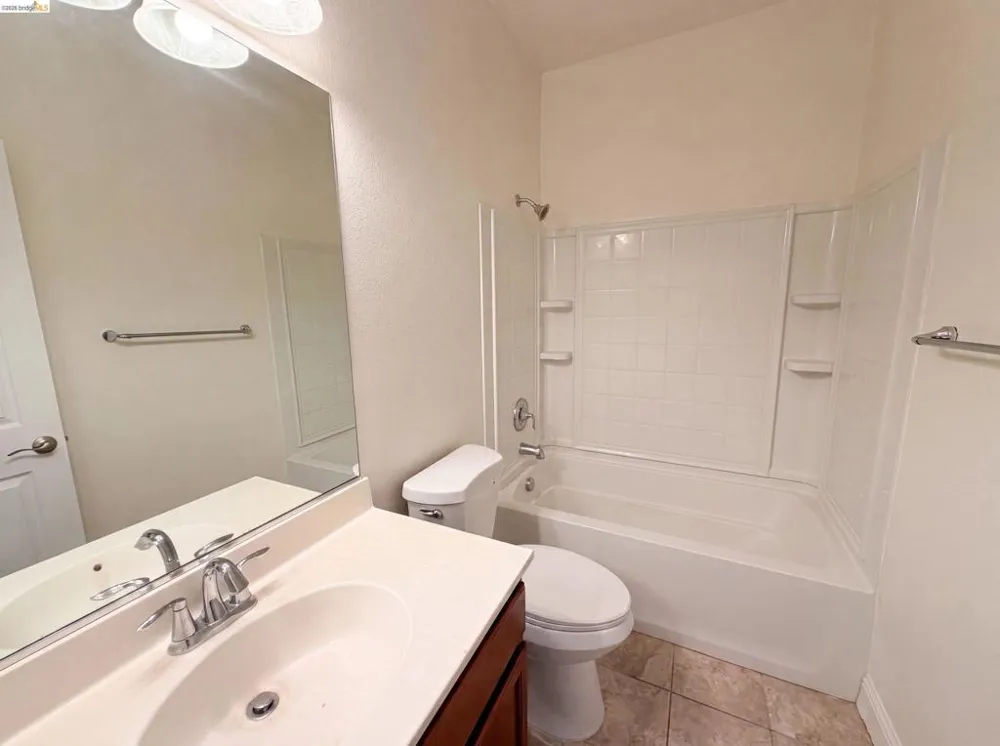 3127 Madsen St Hayward, CA 94541