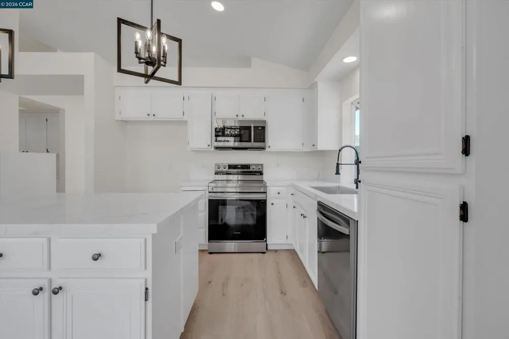 1170 Winter Way Pittsburg, CA 94565