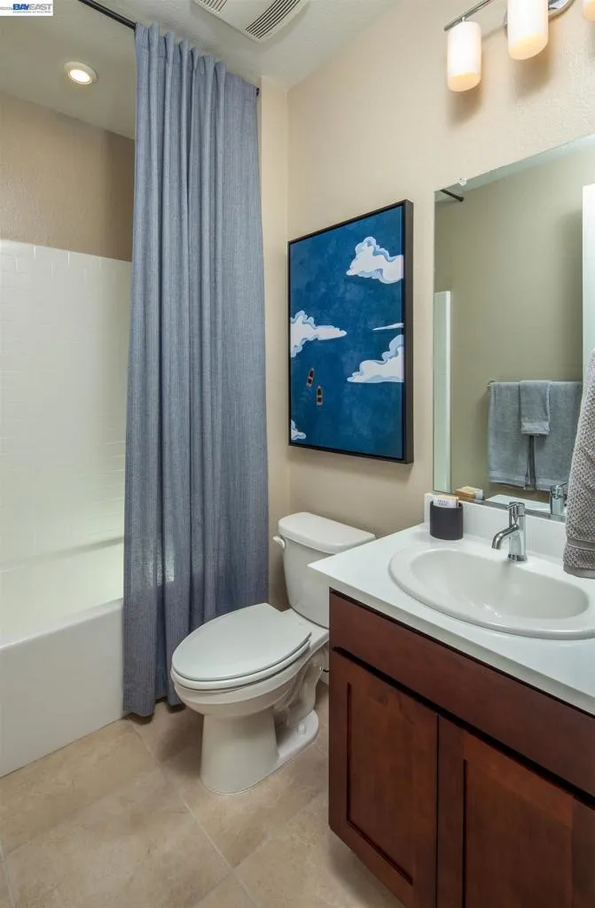 909 More Lane #1303 Morgan Hill, CA 95037