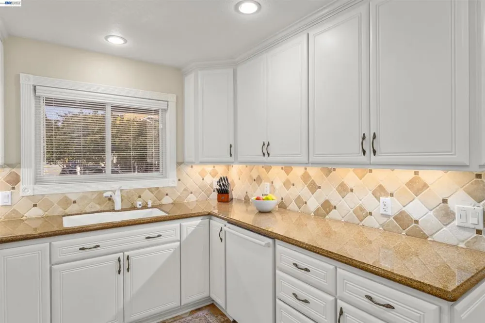 4442 Irvington Ave Fremont, CA 94538