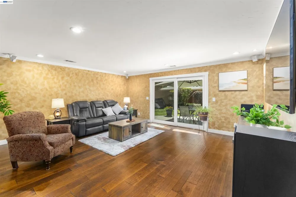 4442 Irvington Ave Fremont, CA 94538