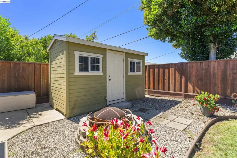 4442 Irvington Ave Fremont, CA 94538