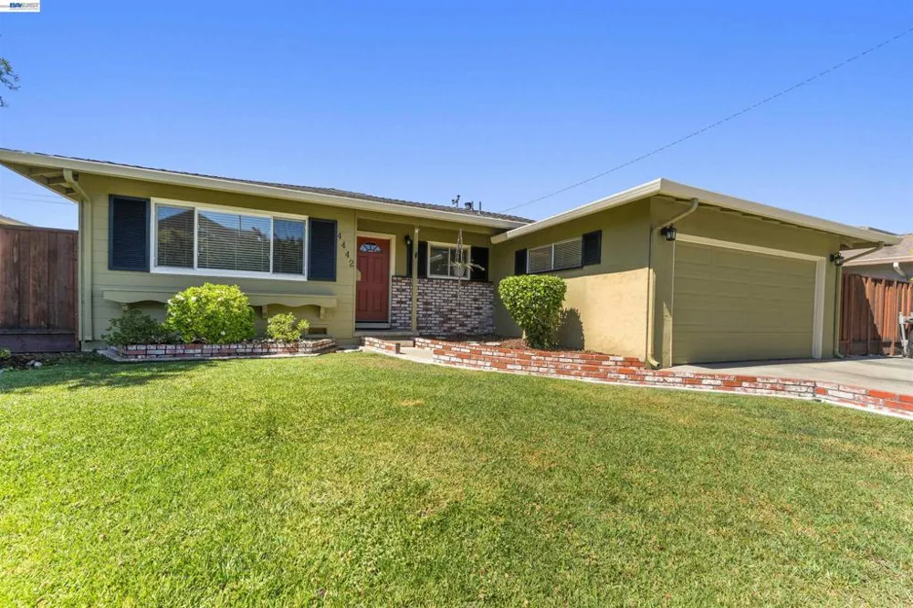 4442 Irvington Ave Fremont, CA 94538