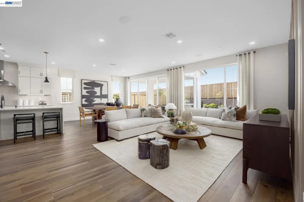 314 E Cyldesdale Court Mountain House, CA 95391