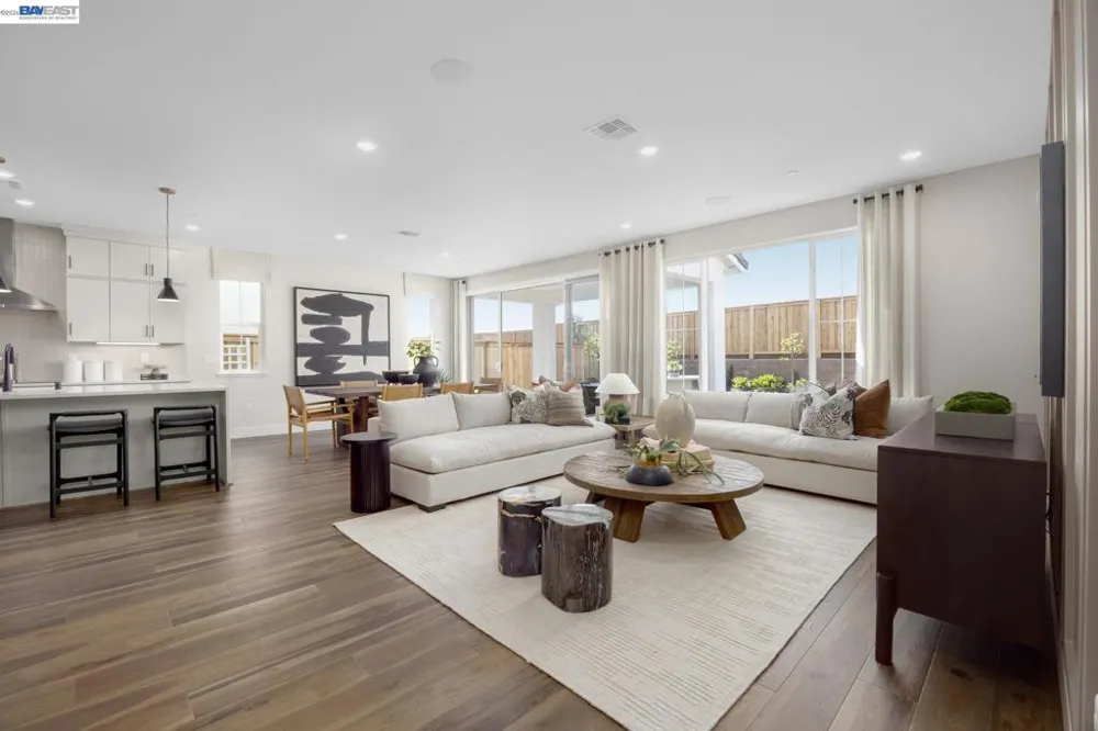 314 E Cyldesdale Court Mountain House, CA 95391