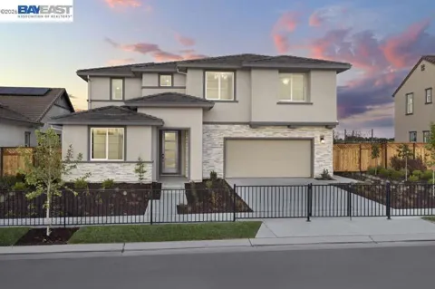 1904 S Lazuli Street