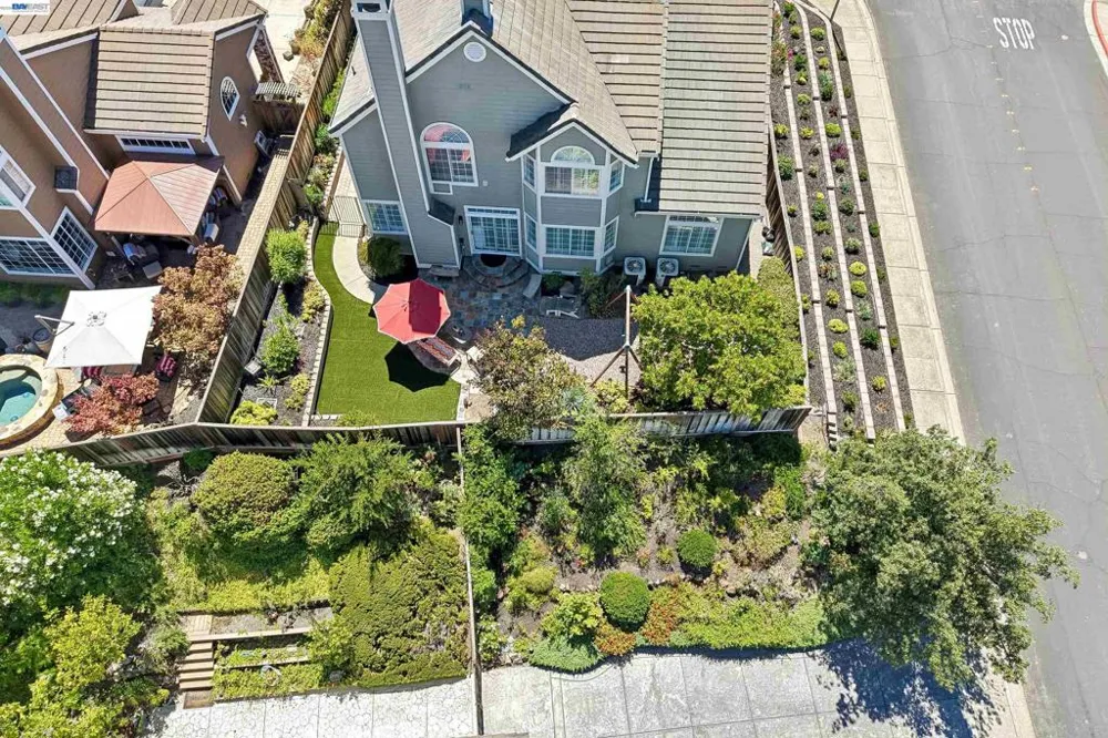 477 Obsidian Way Clayton, CA 94517