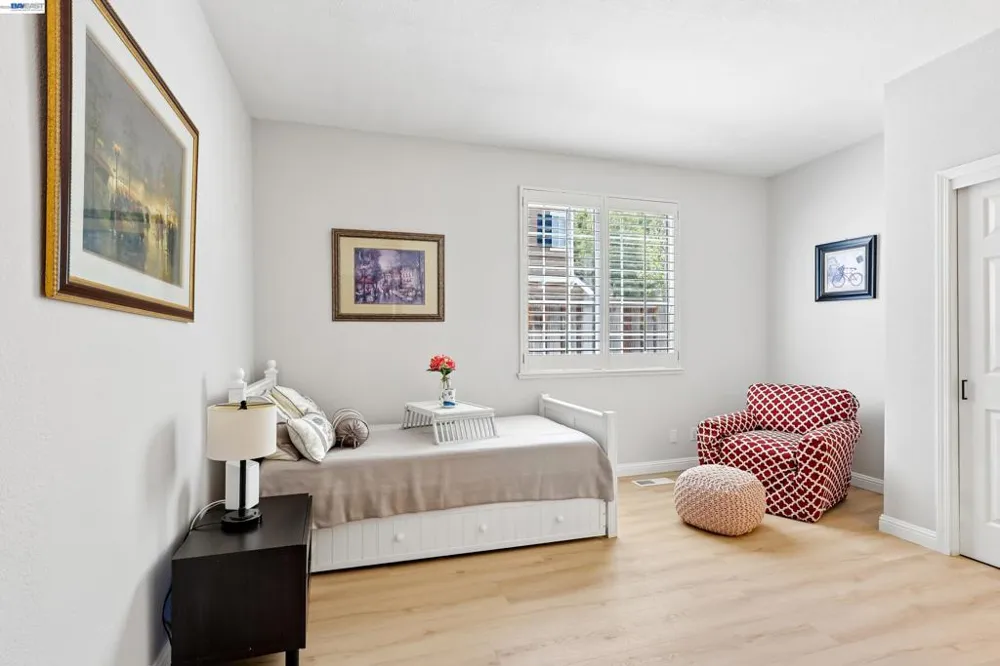 477 Obsidian Way Clayton, CA 94517