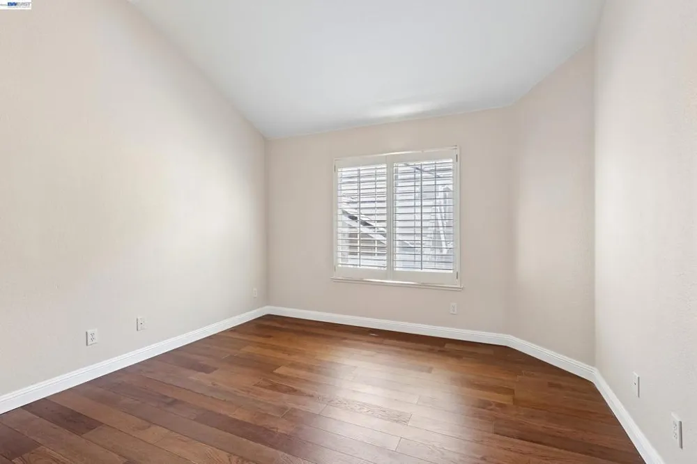 477 Obsidian Way Clayton, CA 94517