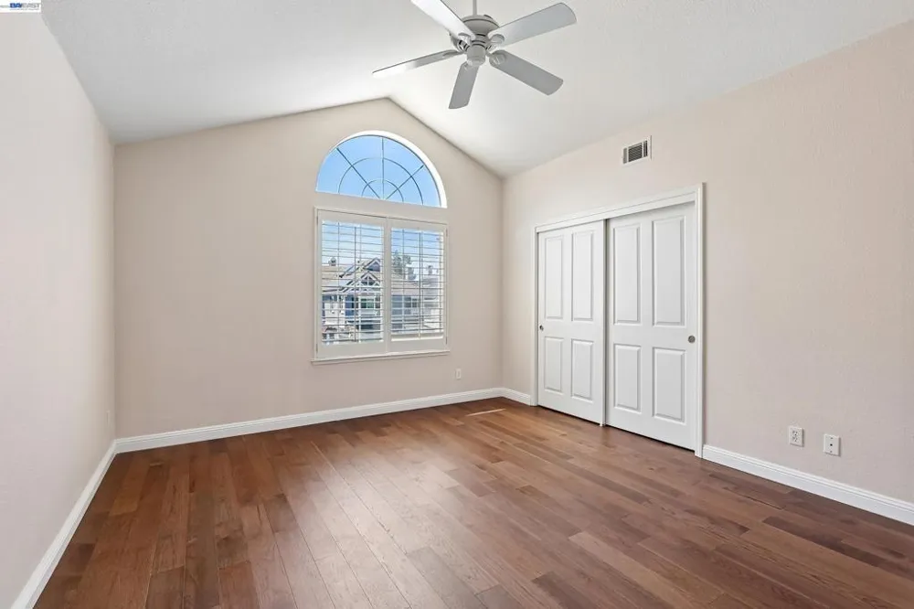 477 Obsidian Way Clayton, CA 94517