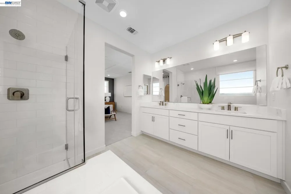 302 E Clydesdale Court Mountain House, CA 95391