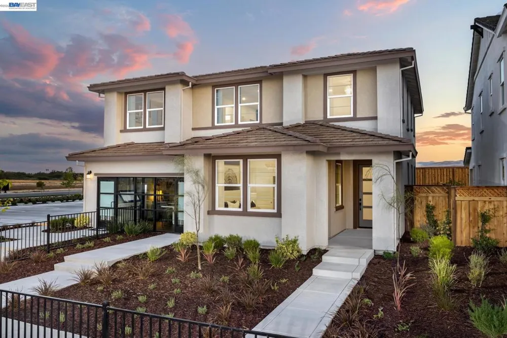 302 E Clydesdale Court Mountain House, CA 95391