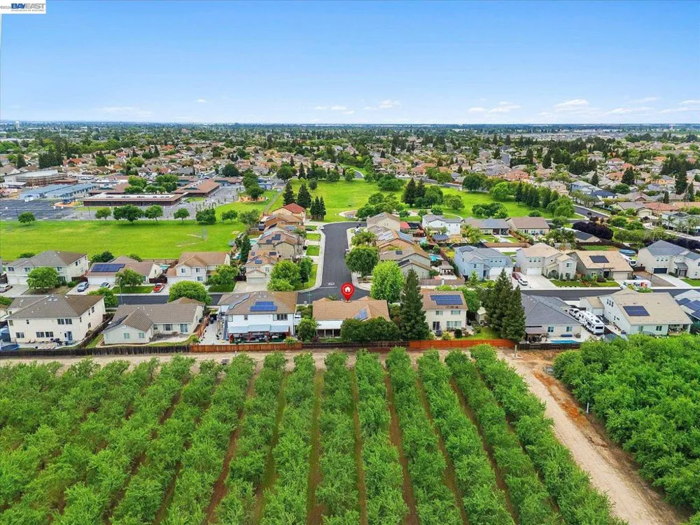 744 Vasconcellos Ave Manteca, CA 95336