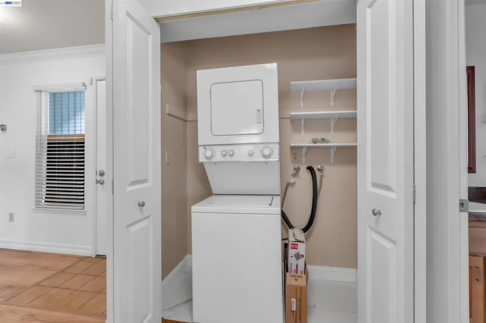 215 Whale Bone Ct Vallejo, CA 94591