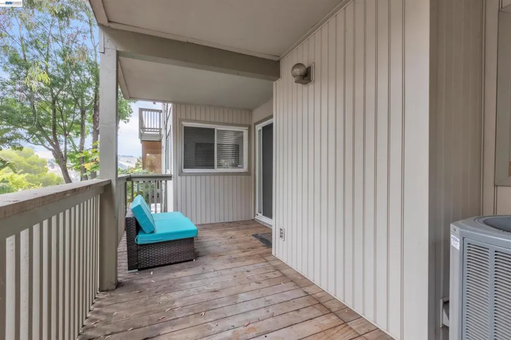 215 Whale Bone Ct Vallejo, CA 94591