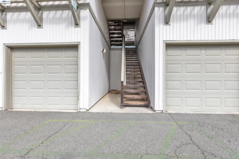 215 Whale Bone Ct Vallejo, CA 94591