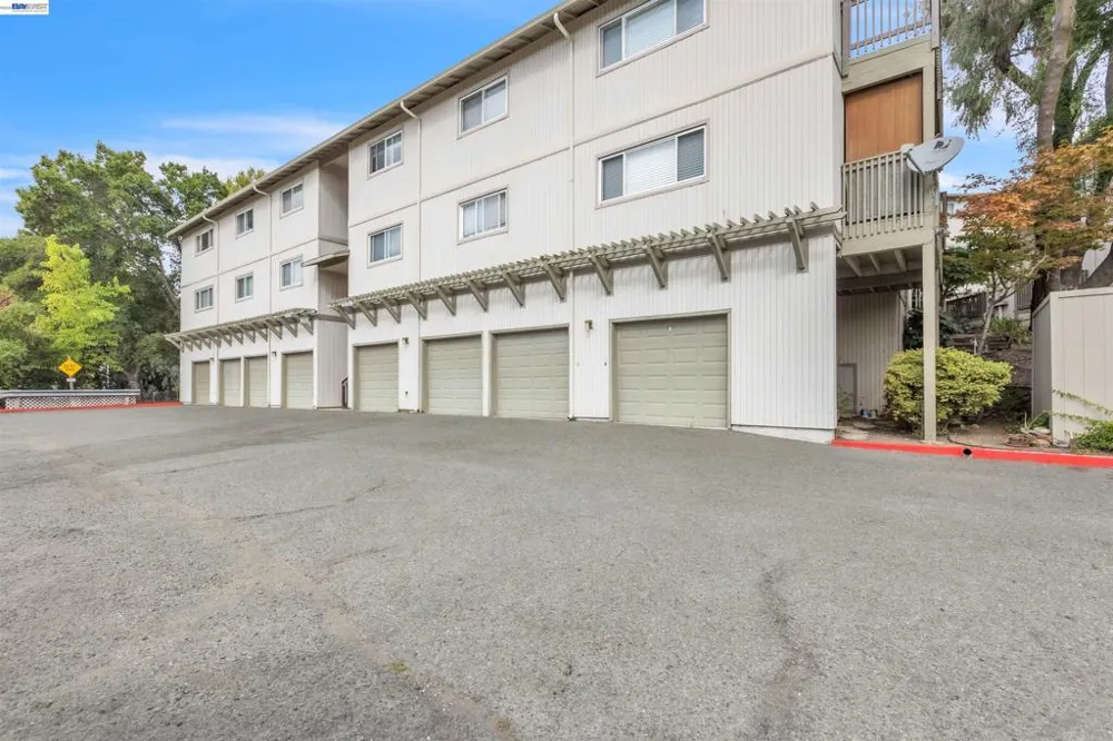 215 Whale Bone Ct Vallejo, CA 94591