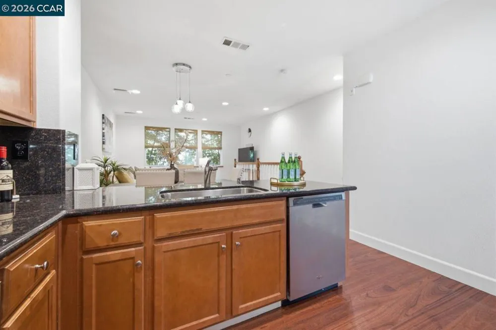 1681 Shore Pl #3 Santa Clara, CA 95054