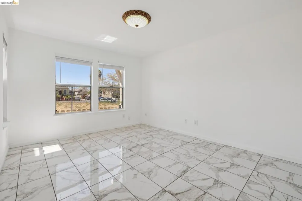 1021 Santa Ines Ct Oakland, CA 94601