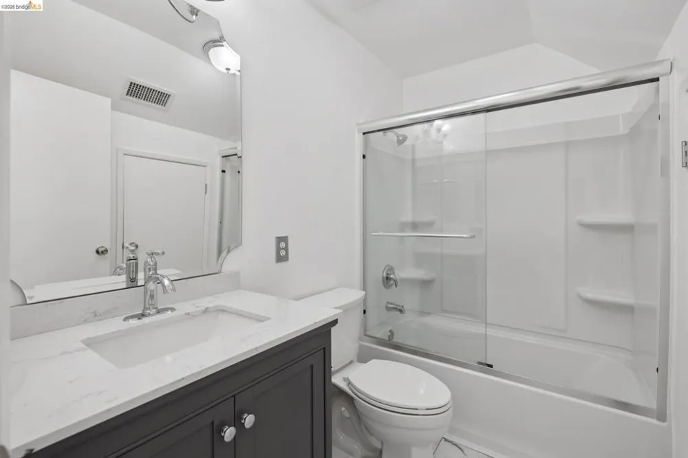1021 Santa Ines Ct Oakland, CA 94601