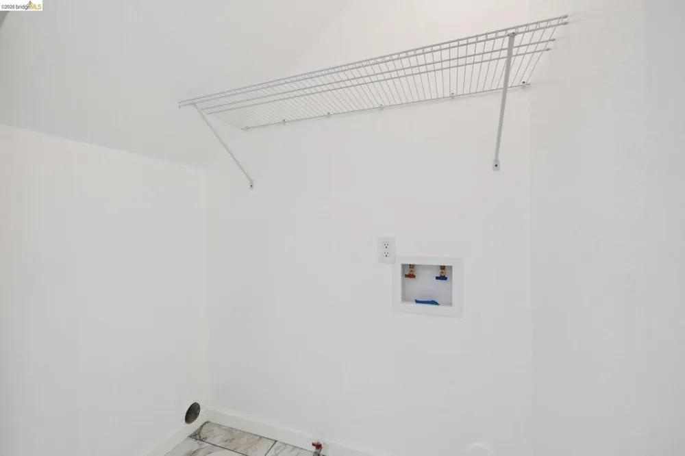 1021 Santa Ines Ct Oakland, CA 94601