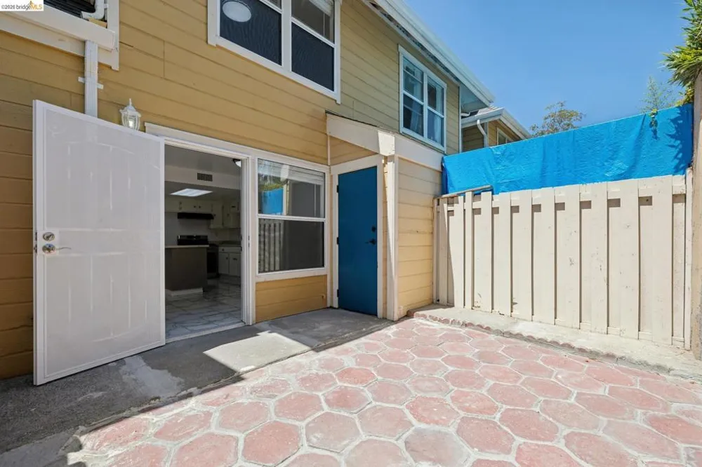 1021 Santa Ines Ct Oakland, CA 94601